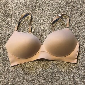 NWT Victoria’s Secret Cloud push up bra
